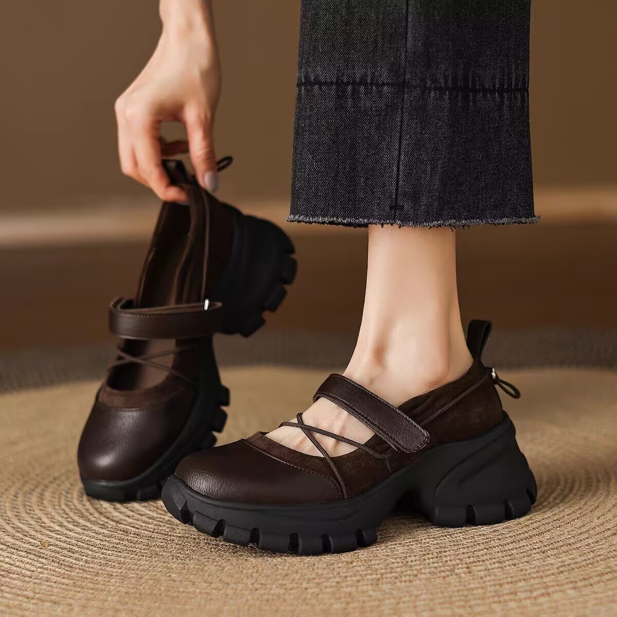 Thick-sole Mary Jane leather s - مراجعة Circle Hook Set وسعره